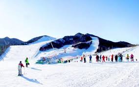 BẮC KINH MONO – TRẢI NGHIỆM TRƯỢT TUYẾT